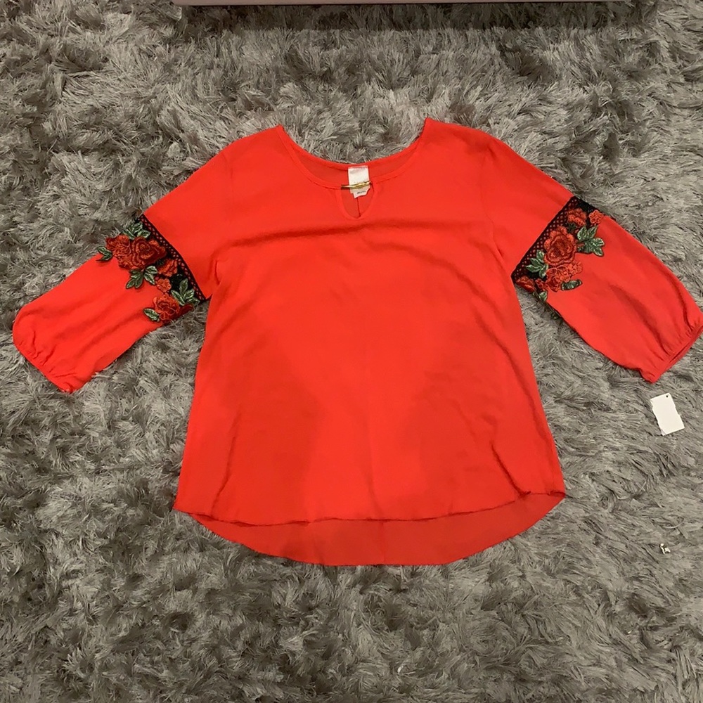 Women’s Blouse